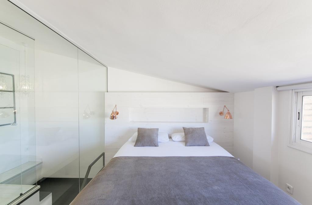 Barcelona Penthouse Private Terrace Sustainable Stay Keyless Access Dış mekan fotoğraf